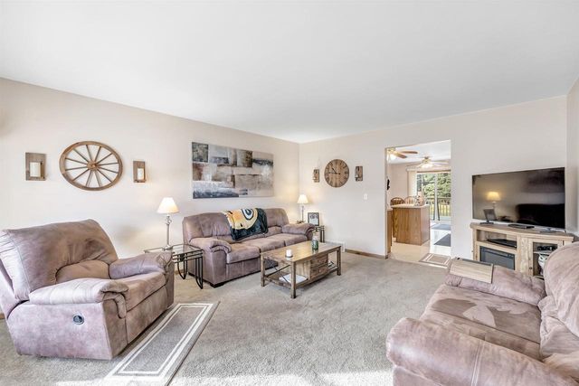 1264 FRANCO COURT, De Pere, WI 54115