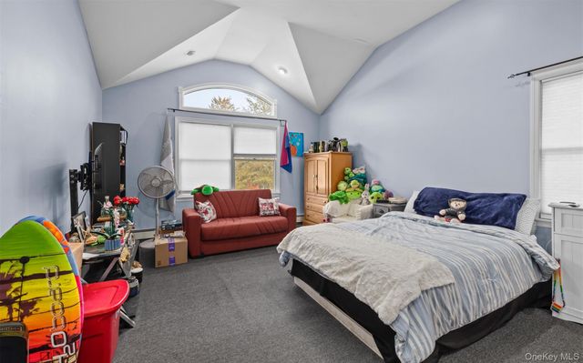 2 Smith Street, Deer Park, NY 11729