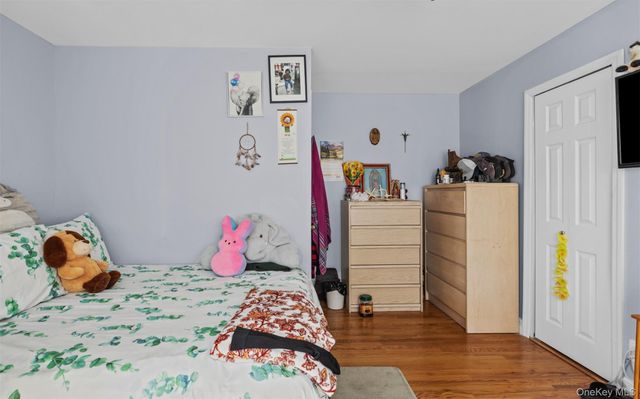 2 Smith Street, Deer Park, NY 11729