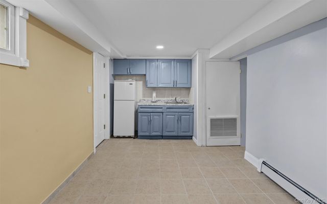 2 Smith Street, Deer Park, NY 11729