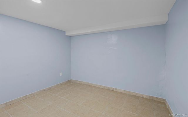 2 Smith Street, Deer Park, NY 11729