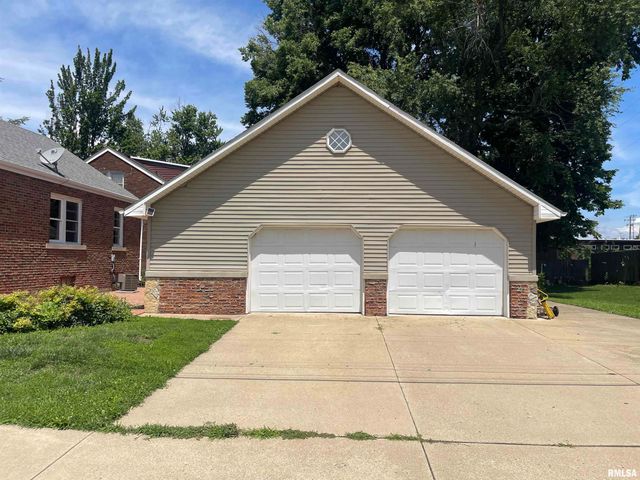 313 EMBERT Place, Peoria, IL 61603