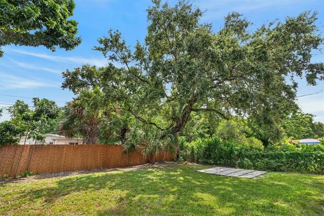 5626 Raleigh Street, Hollywood, FL 33021