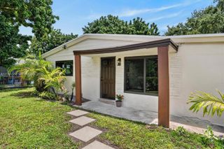 5626 Raleigh Street, Hollywood, FL 33021