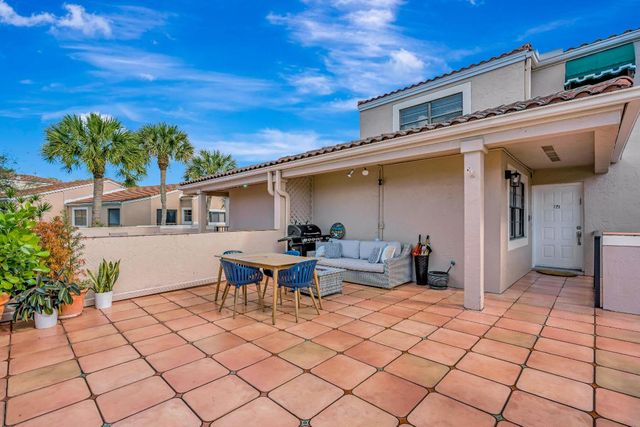 6630 Villa Sonrisa Drive 721, Boca Raton, FL 33433