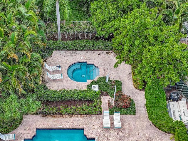 6630 Villa Sonrisa Drive 721, Boca Raton, FL 33433
