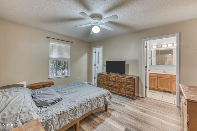 105 Saint James Place, Bristol, TN 37620