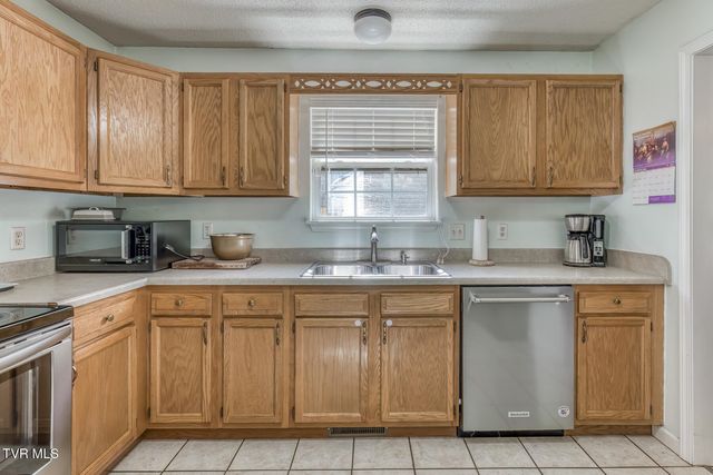 105 Saint James Place, Bristol, TN 37620