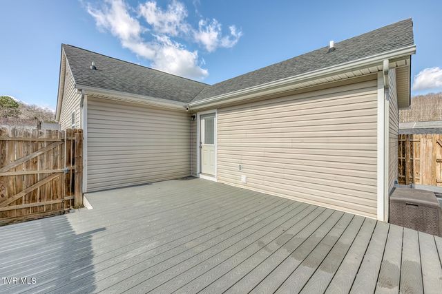 105 Saint James Place, Bristol, TN 37620