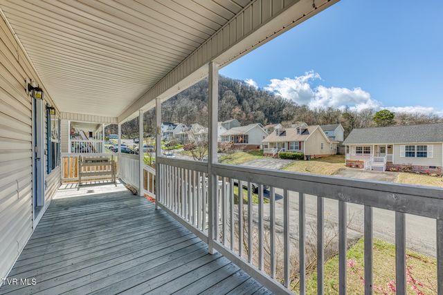 105 Saint James Place, Bristol, TN 37620