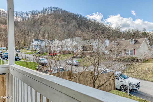 105 Saint James Place, Bristol, TN 37620