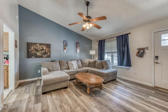 105 Saint James Place, Bristol, TN 37620