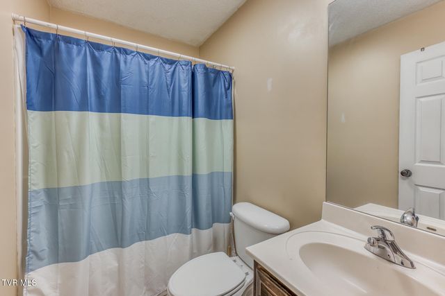 105 Saint James Place, Bristol, TN 37620