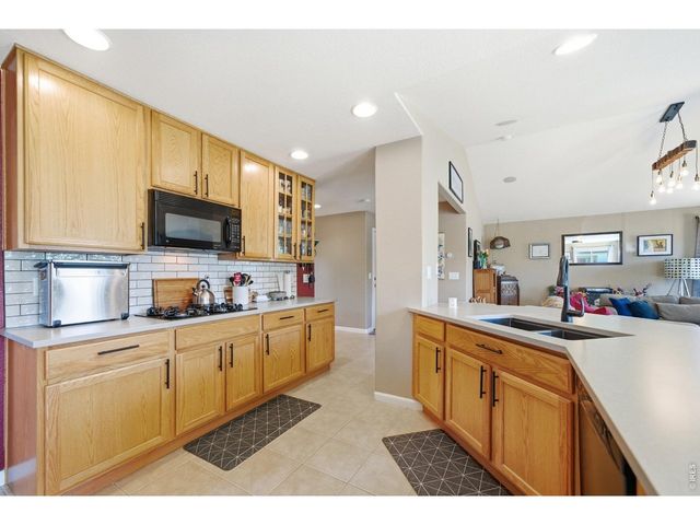 1539 Sea Wolf Ct, Fort Collins, CO 80526