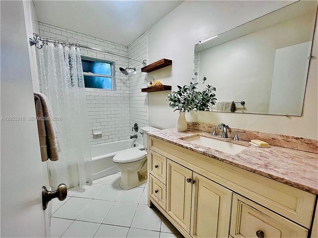 9840 SW 165th Ter, Miami, FL 33157