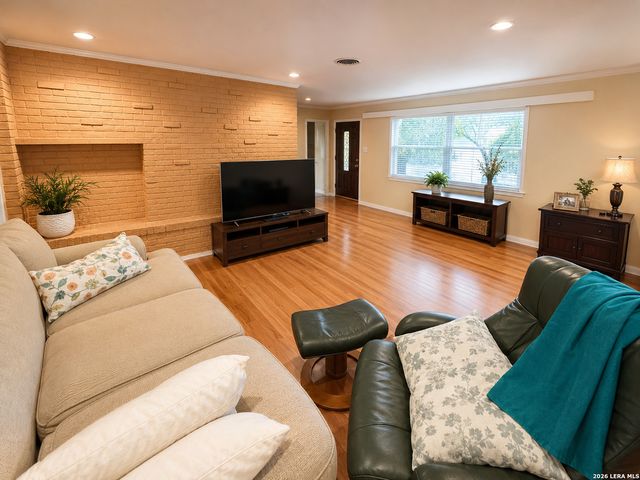 117 WAGON TRAIL RD, Shavano Park, TX 78231