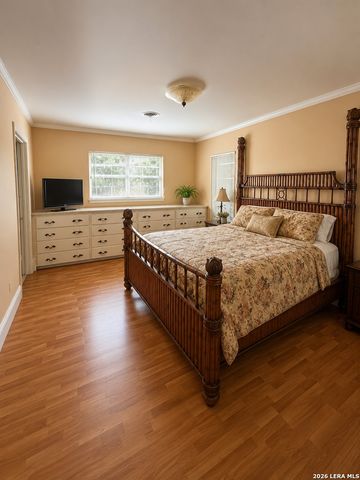 117 WAGON TRAIL RD, Shavano Park, TX 78231