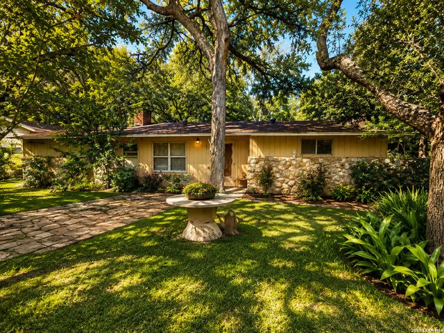 117 WAGON TRAIL RD, Shavano Park, TX 78231