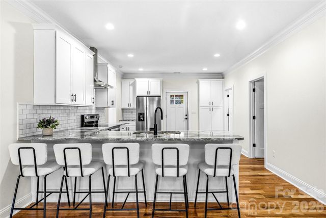 807 N Whitted Street, Hendersonville, NC 28791