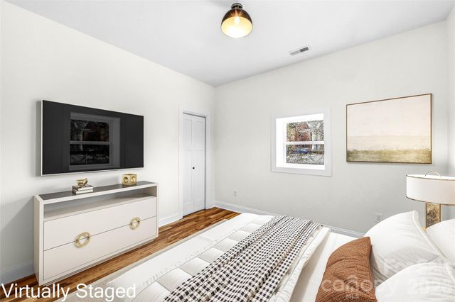 807 N Whitted Street, Hendersonville, NC 28791