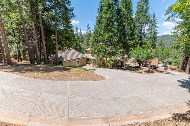 5048 Wylderidge Dr, Murphys, CA 95247