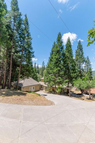5048 Wylderidge Dr, Murphys, CA 95247