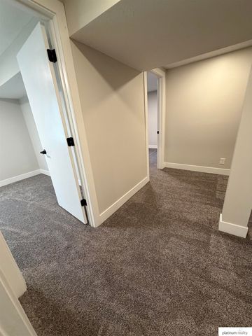 11521 N post Road, Omaha, NE 68112