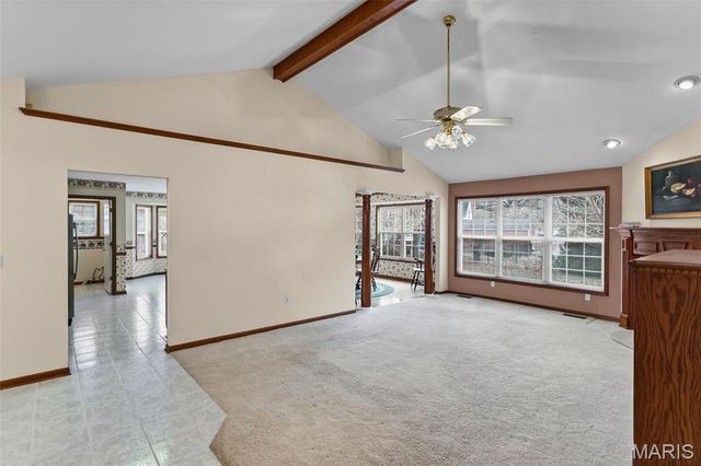 103 Burns Farm West Court, Edwardsville, IL 62025