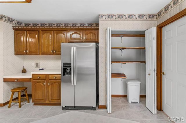 103 Burns Farm West Court, Edwardsville, IL 62025