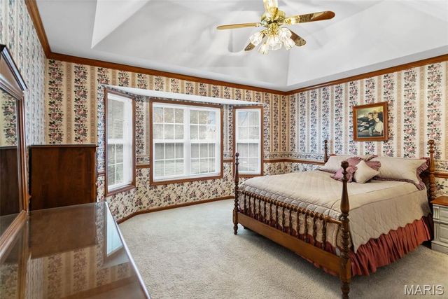 103 Burns Farm West Court, Edwardsville, IL 62025