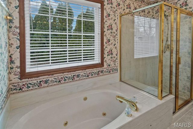 103 Burns Farm West Court, Edwardsville, IL 62025