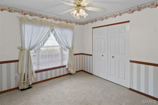 103 Burns Farm West Court, Edwardsville, IL 62025