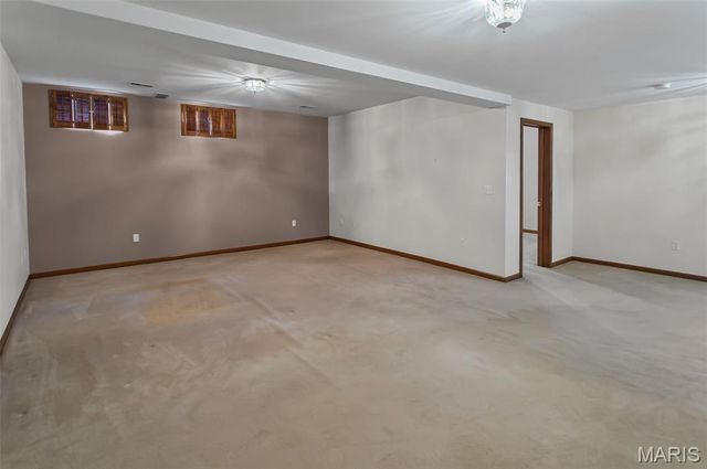 103 Burns Farm West Court, Edwardsville, IL 62025