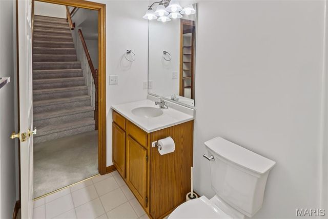 103 Burns Farm West Court, Edwardsville, IL 62025