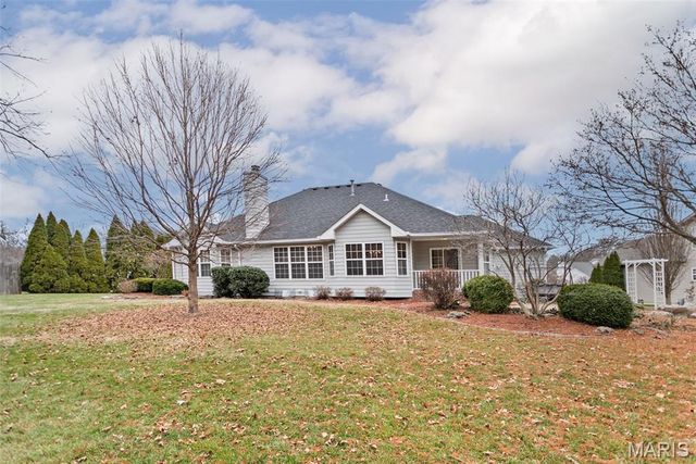 103 Burns Farm West Court, Edwardsville, IL 62025