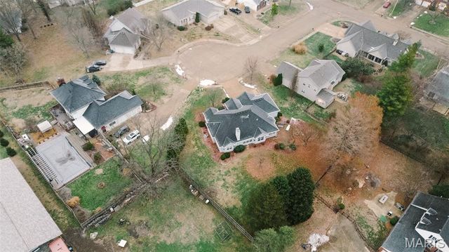 103 Burns Farm West Court, Edwardsville, IL 62025