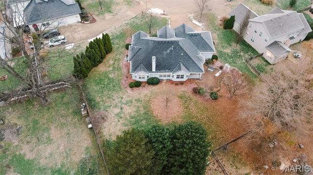 103 Burns Farm West Court, Edwardsville, IL 62025