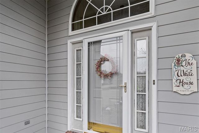 103 Burns Farm West Court, Edwardsville, IL 62025