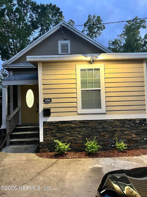 1094-1090 W 19TH Street, Jacksonville, FL 32209