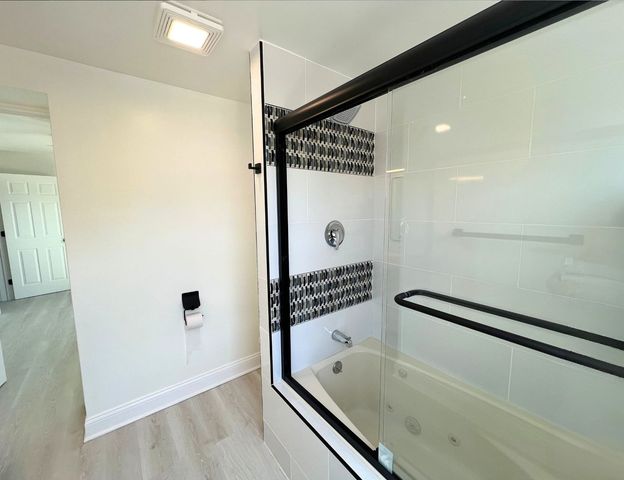 4343 W Diversey Avenue 2, Chicago, IL 60639