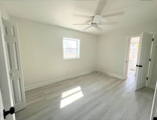 4343 W Diversey Avenue 2, Chicago, IL 60639