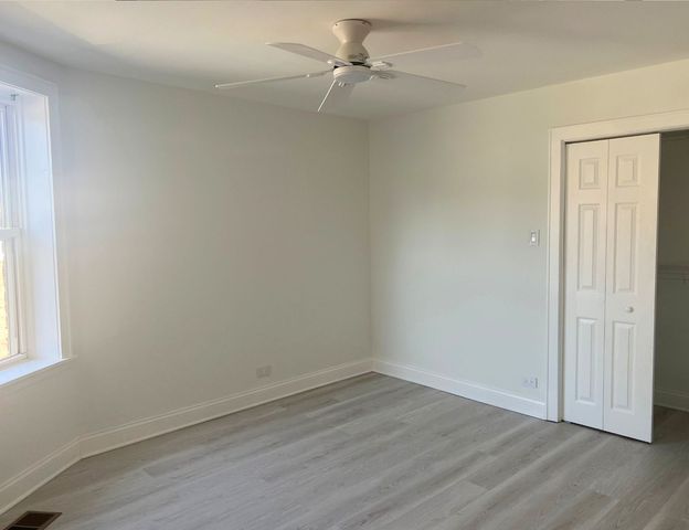 4343 W Diversey Avenue 2, Chicago, IL 60639