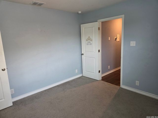 5007 SHALLOW DIVOT, San Antonio, TX 78261