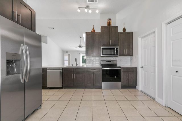 9 FIRETHORN LANE, Palm Coast, FL 32137