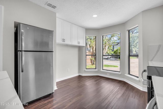 5556 CABOT Drive N, Jacksonville, FL 32244