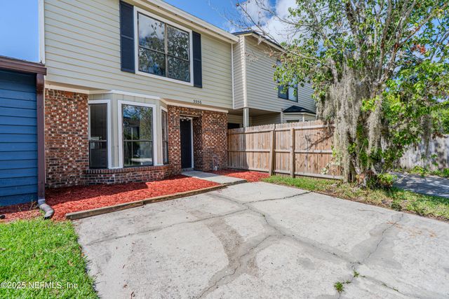 5556 CABOT Drive N, Jacksonville, FL 32244
