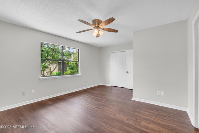 5556 CABOT Drive N, Jacksonville, FL 32244