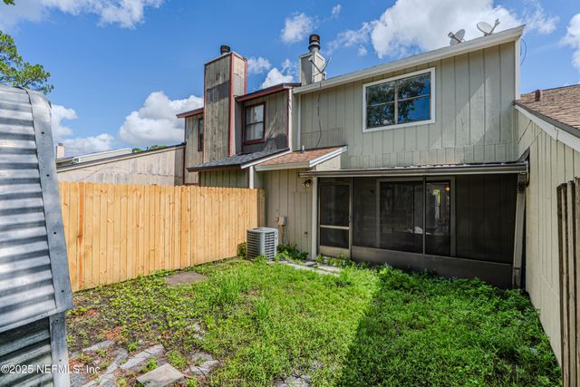 5556 CABOT Drive N, Jacksonville, FL 32244