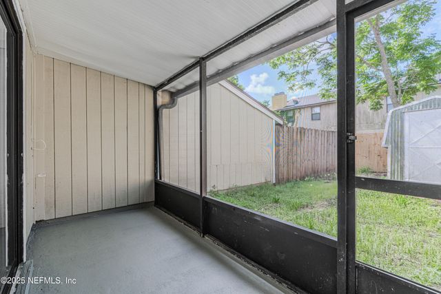 5556 CABOT Drive N, Jacksonville, FL 32244