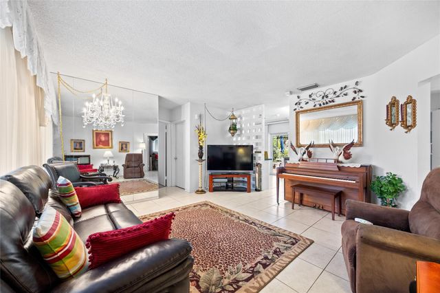 1900 NW 1st Avenue, Pompano Beach, FL 33060